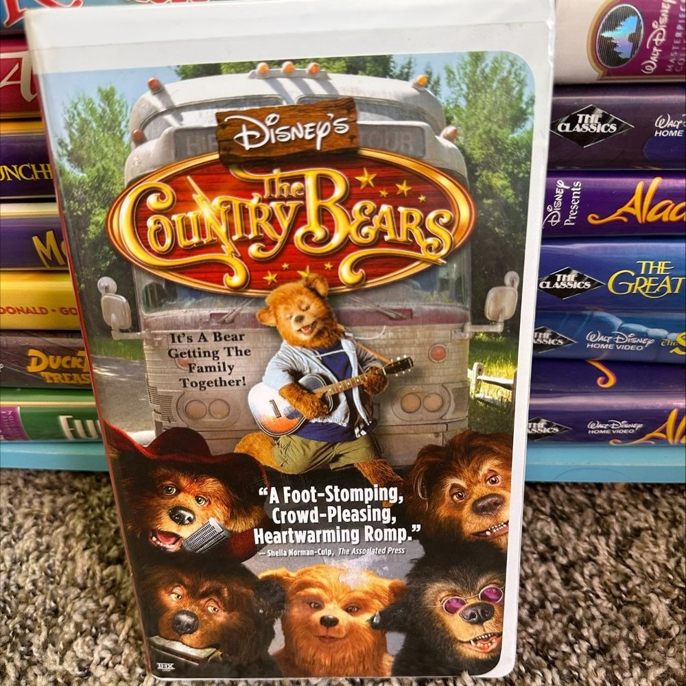 THE COUNTRY BEARS‎ VHS